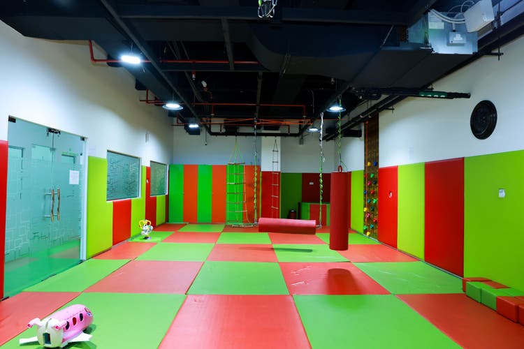 Take a look through our gallery and experience the welcoming, well-equipped facilities at Jewel Autism Center UAE, where every space supports learning and growth.